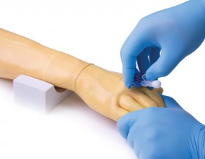 Trainingsarm für intravenöse Injektionen und Infusionen